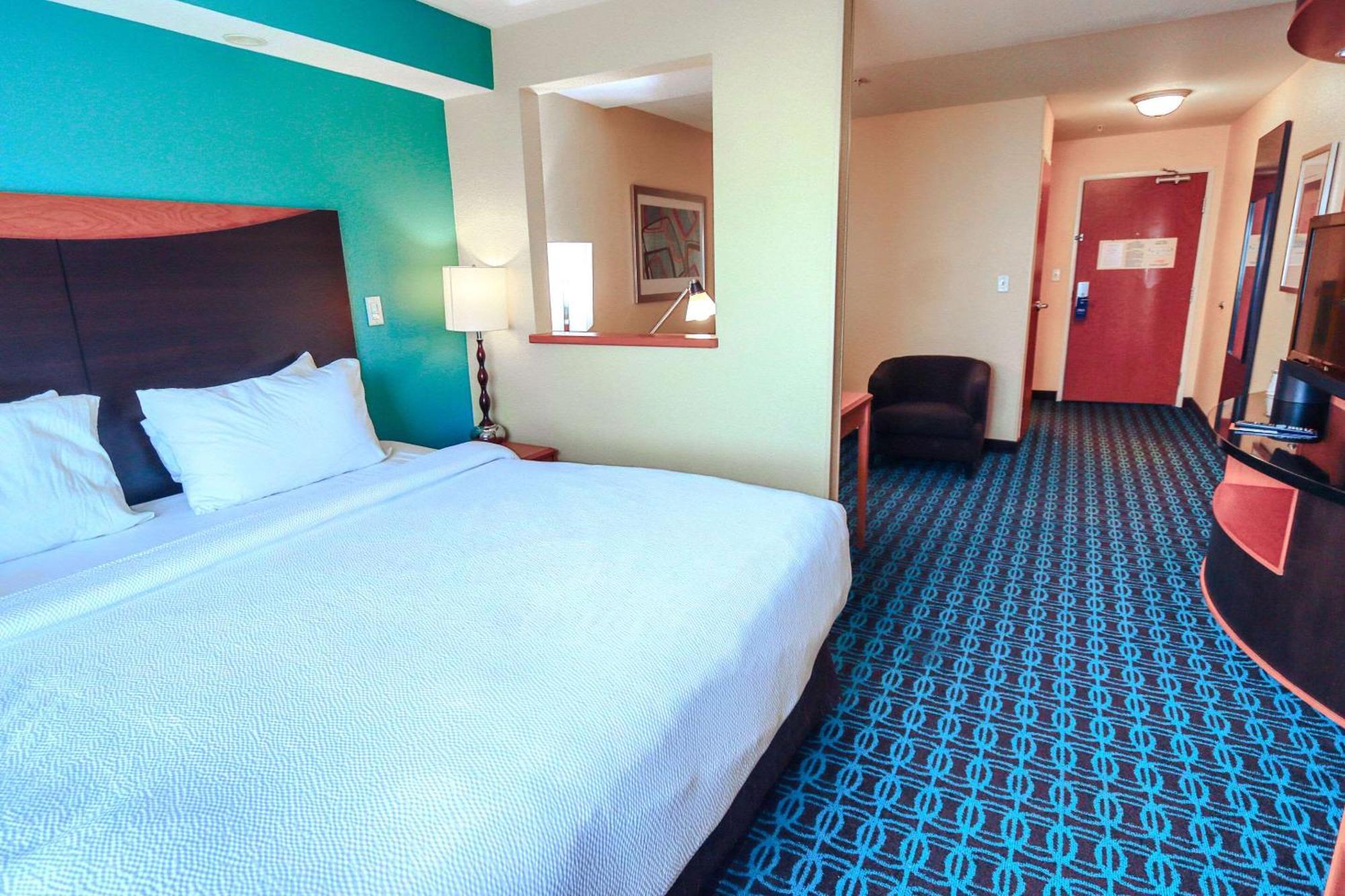 Comfort Inn & Suites Westfield Exteriör bild