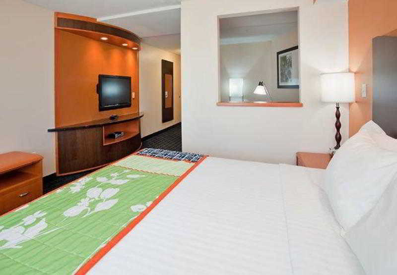 Comfort Inn & Suites Westfield Exteriör bild